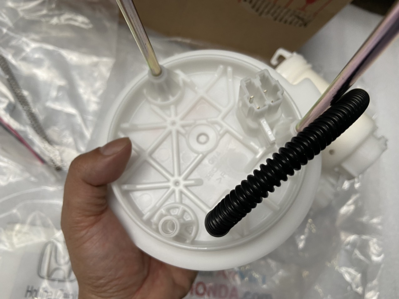 Lọc xăng xe Honda CRV 2018-2024